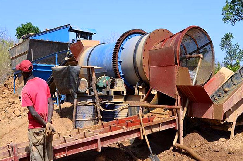 Ore washing for bauxite