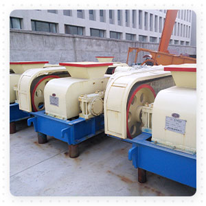 double toothed roller crusher